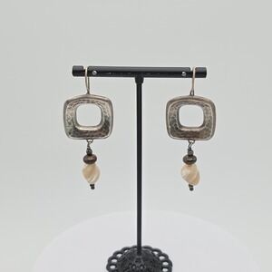 Vtg SILPADA Earrings 925 Sterling Silver Hammered Cutout Square Mother of Pearl